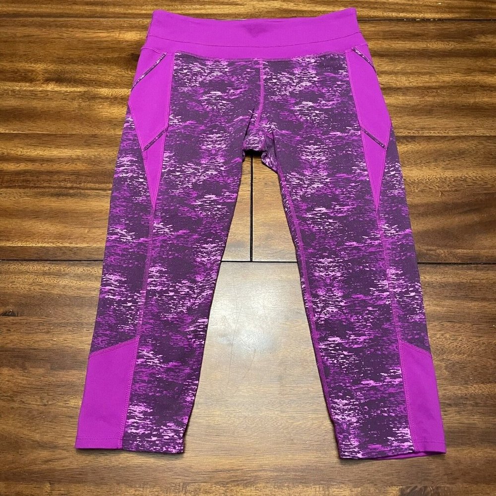 Athleta Crush Connect Capri Tight Cropped Legging Medium Mid Rise Purple 964549